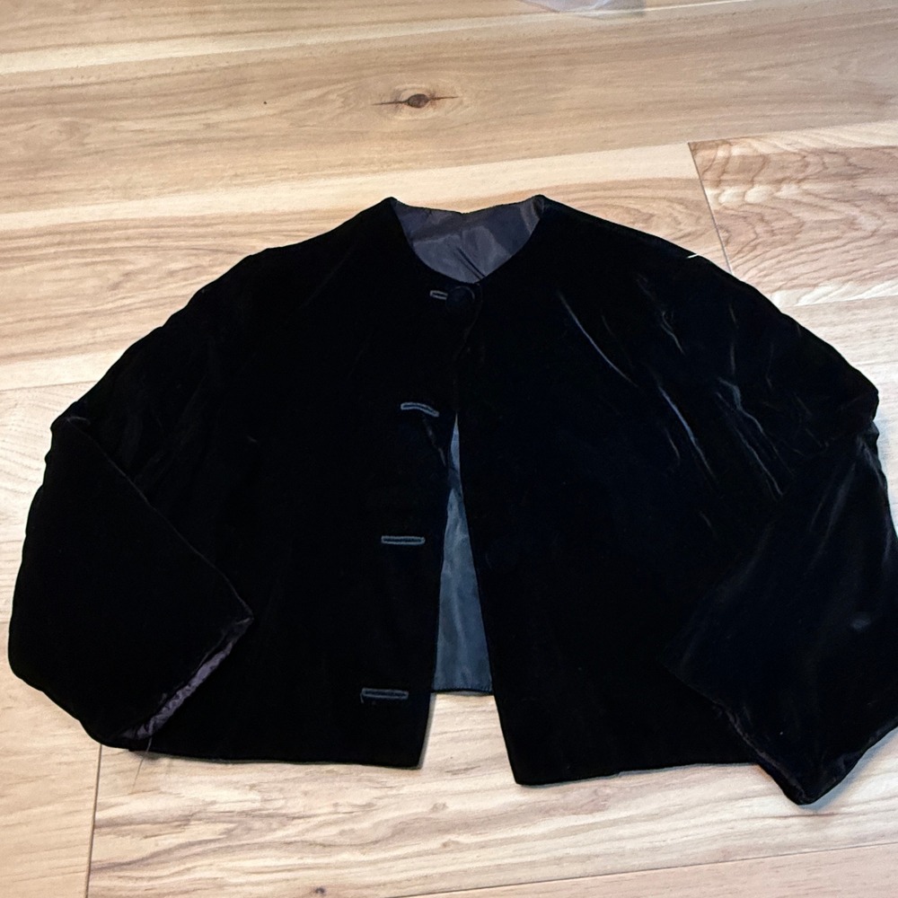 Vintage Union Made Velvet Cropped Coat SZ 14 Black Lined Evening Bolero Jacket